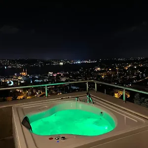 Class Bosphorus With Jacuzzi فندق
